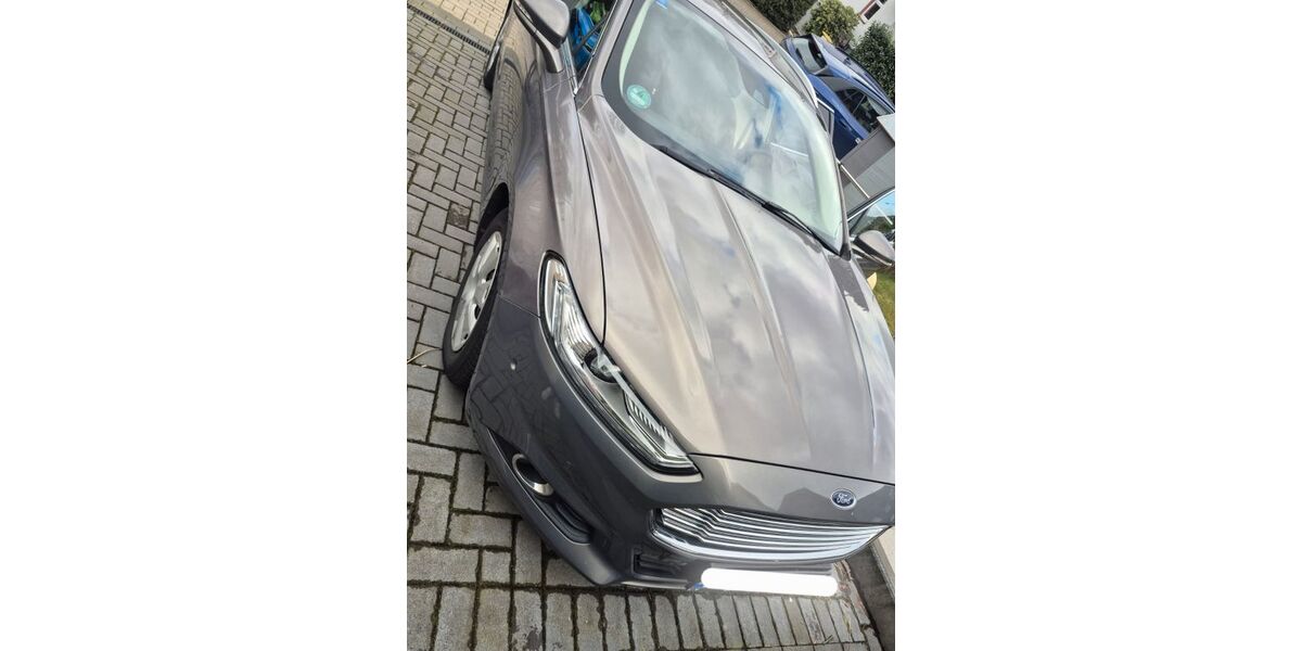 Ford Mondeo 126.700 km 11.000 &euro; Remscheid 42857