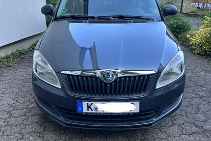 Skoda Fabia 243.000 km 2.000 &euro; Bergisch Gladbach 51429