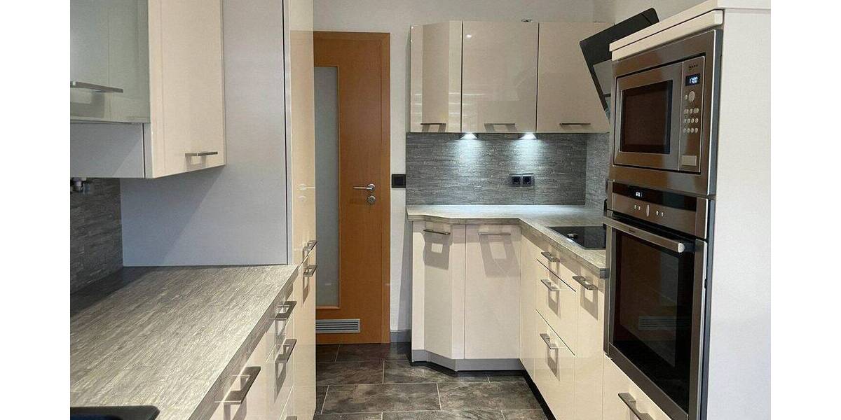 Etagenwohnung Remscheid West - 3 Zimmer, 70 m&sup2;, 750&euro; | Angebot:26919386