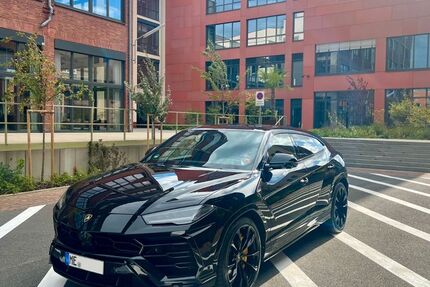 Lamborghini Urus 86.571 km 179.000 € Düsseldorf 40217