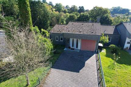 Haus Leverkusen / Lützenkirchen Lützenkirchen - 4 Zimmer, 144 m&sup2;, 429.000&euro; | Angebot:24112816