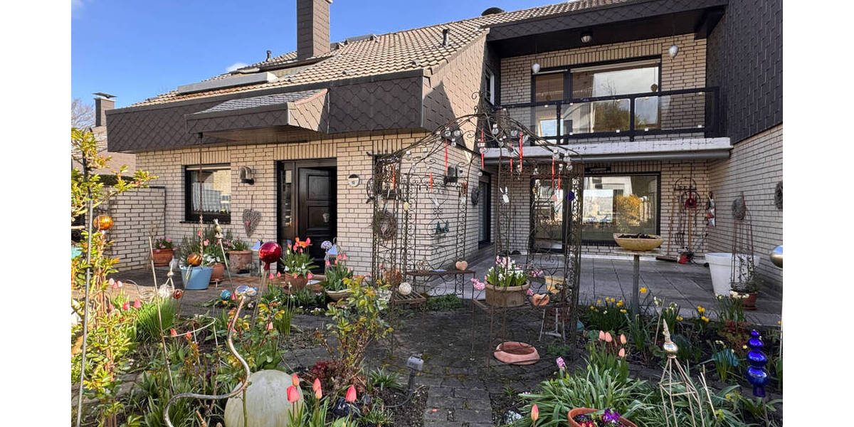 Doppelhaushälfte Velbert Bonsfeld - 8 Zimmer, 152 m&sup2;, 529.000&euro; | Angebot:26176926
