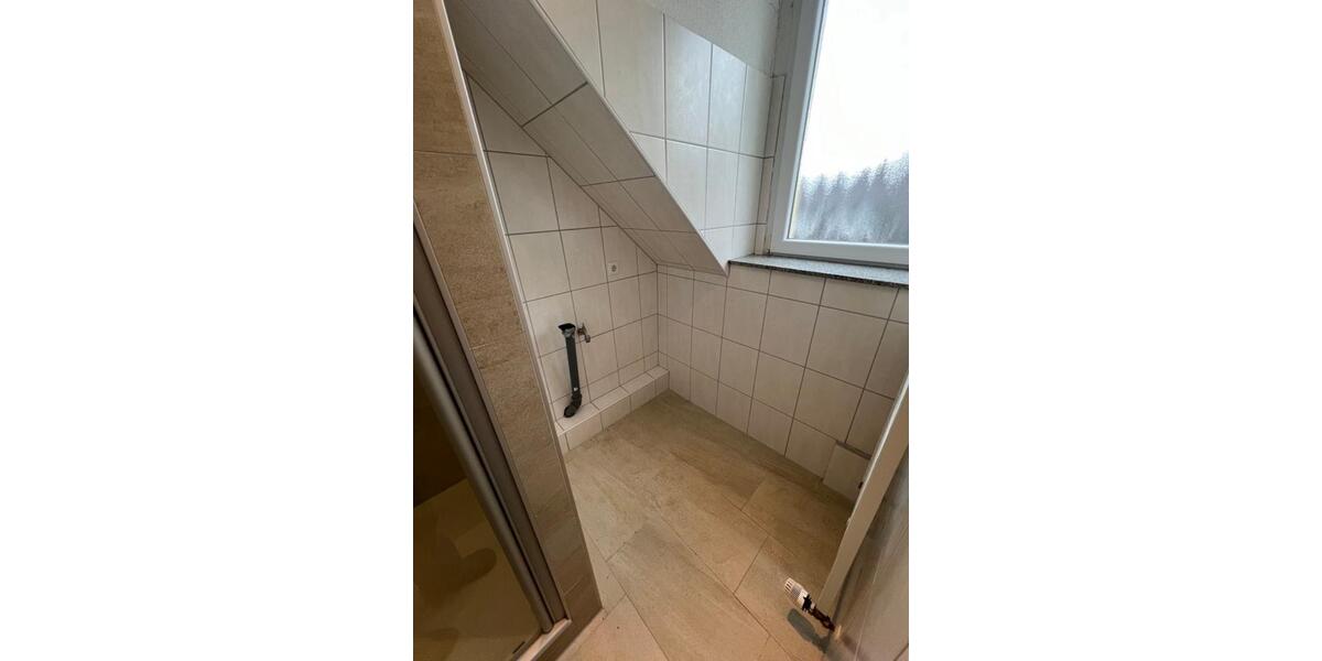 DG Wohnung, 3 Zimmer, 80 m2 3 zimmer