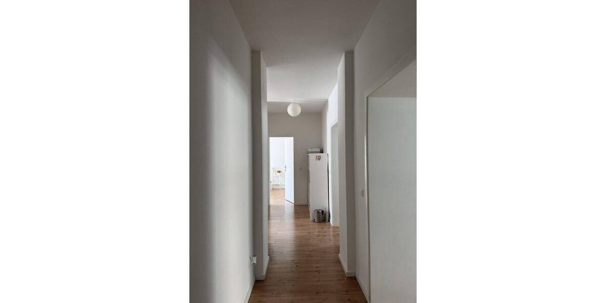 Etagenwohnung Düsseldorf Unterbilk - 3 Zimmer, 90 m&sup2;, 1.810&euro; | Angebot:26874110