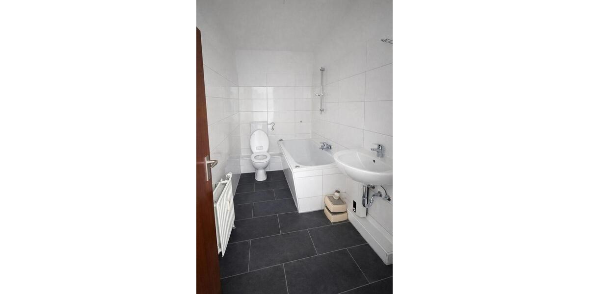 2-Zimmer-Wohnung (50 m²) mit Balkon – Erstbezug nach Kernsanierung 2 zimmer