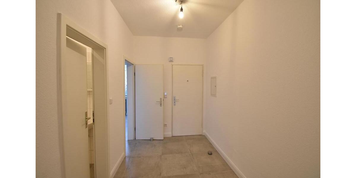 RENOVIERT! Apartment mit Balkon & Wintergarten zu vermieten 1 zimmer