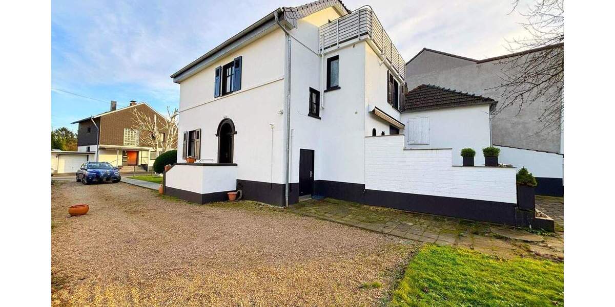 Charmantes Jugendstilhaus mit Aus- und Anbaupotenzial 7 zimmer