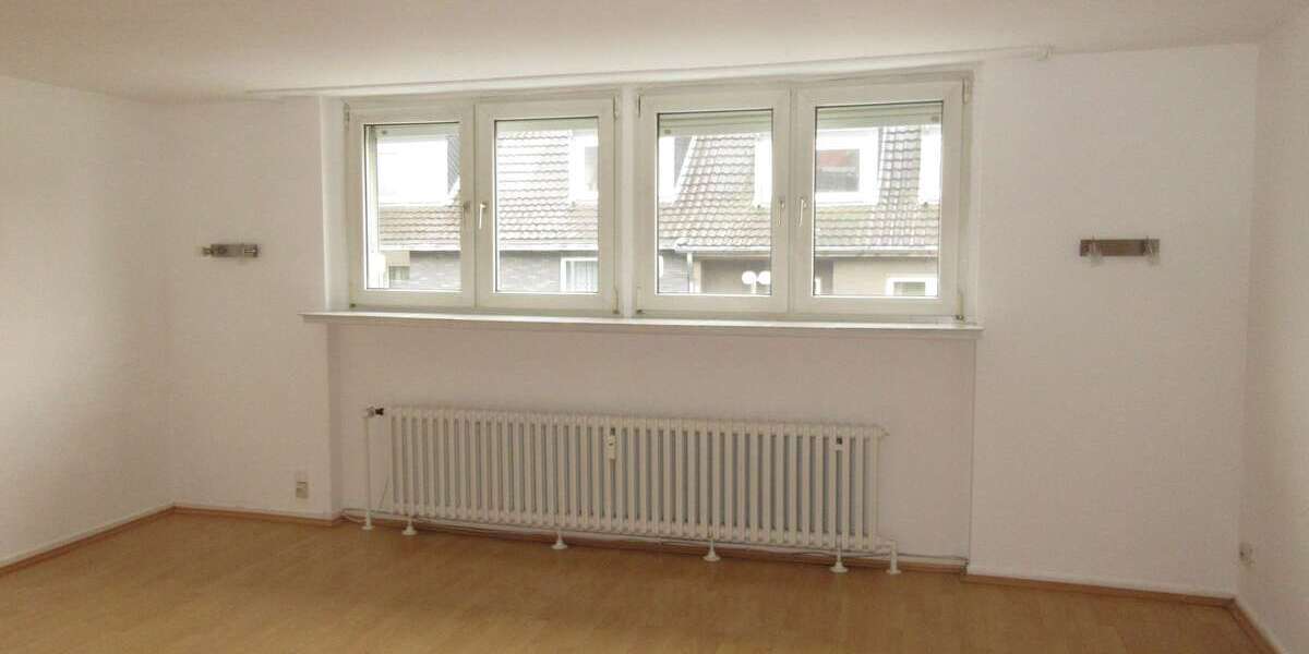 Etagenwohnung Düsseldorf Pempelfort - 3 Zimmer, 64 m&sup2;, 740&euro; | Angebot:27454459