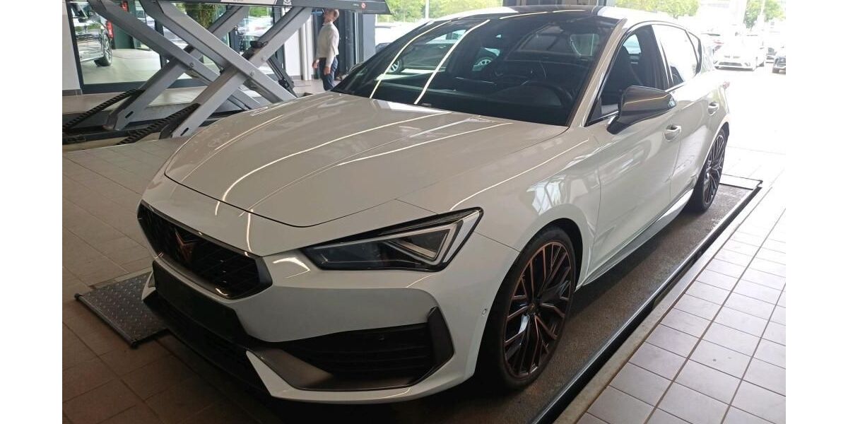 Cupra Leon 34.497 km 30.692 &euro; Hagen 58091
