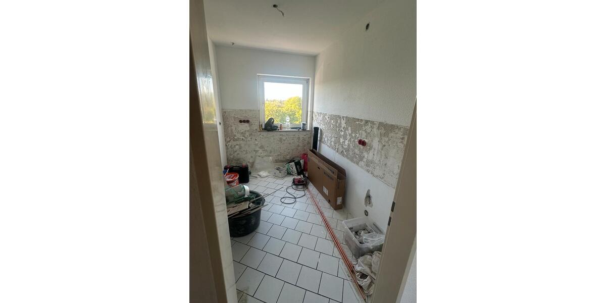 Dachgeschoßwohnung Solingen Aufderhöhe - 2 Zimmer, 70 m&sup2;, 800&euro; | Angebot:26378885
