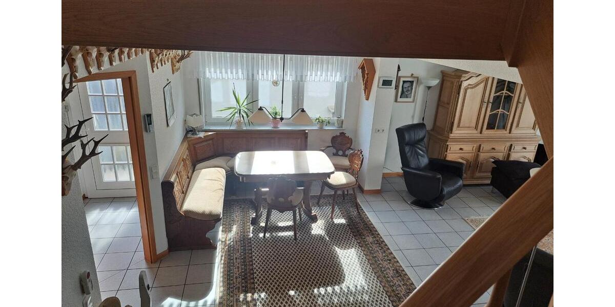 Terrassenwohnung Lindlar - 3 Zimmer, 130 m&sup2;, 450.000&euro; | Angebot:26754333