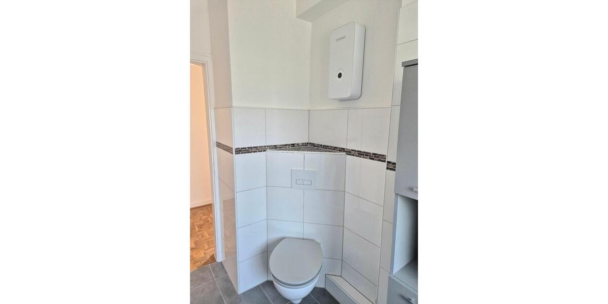 Erstbezug nach Kernsanierung Mietwohnung 70 qm 2 Balkone zimmer