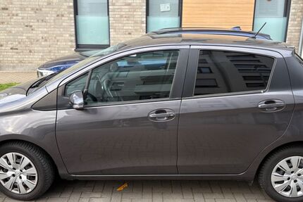 Toyota Yaris 171.000 km 4.600 &euro; Düsseldorf 40235