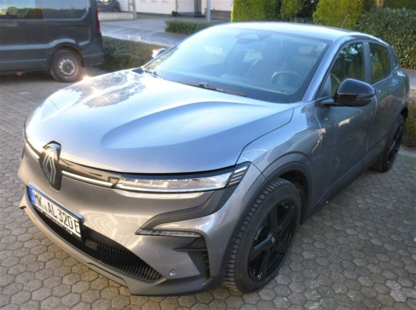 Renault Megane 15.000 km 29.800 € Halver 58553