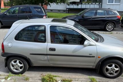 Opel Corsa 174.000 km 1.000 &euro; Düsseldorf 40229