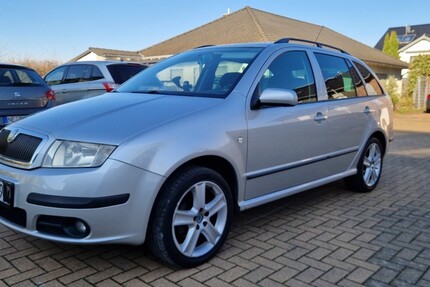 Skoda Fabia 389.000 km 1.800 &euro; Dormagen 41539