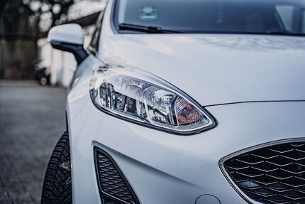 Ford Fiesta 67.000 km 8.500 &euro; Düsseldorf 40472