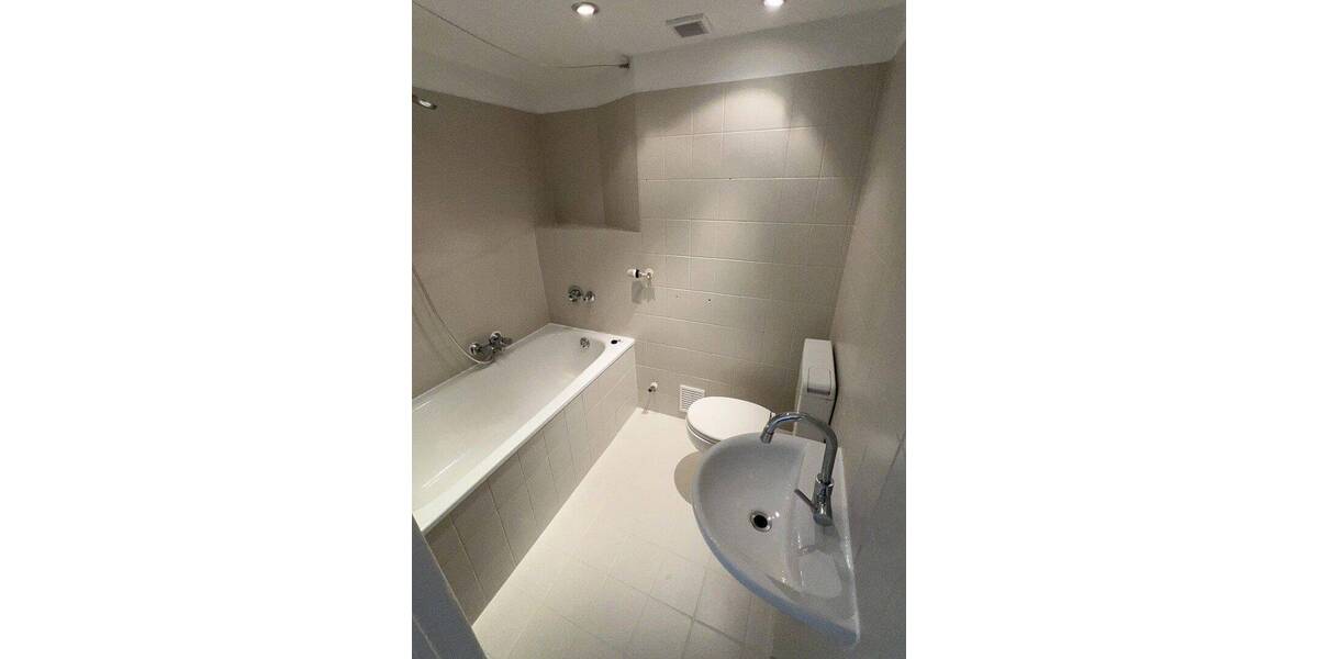 Etagenwohnung Wuppertal Barmen - 3 Zimmer, 70 m&sup2;, 640&euro; | Angebot:26820144
