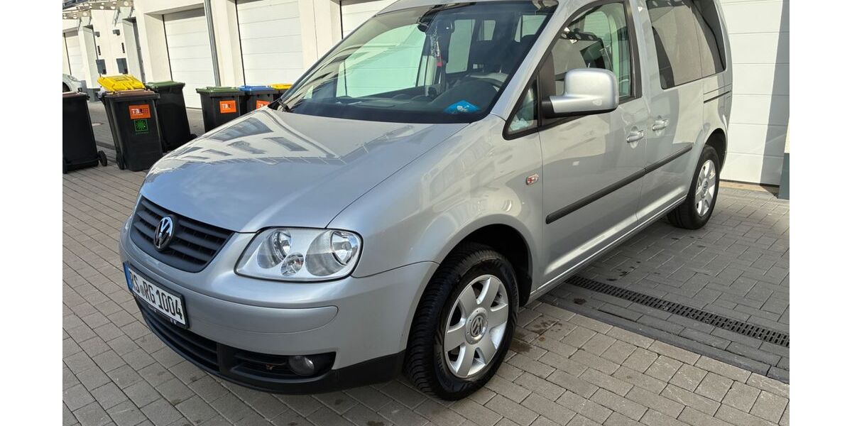 VW Caddy 92.311 km 7.890 &euro; Remscheid 42855