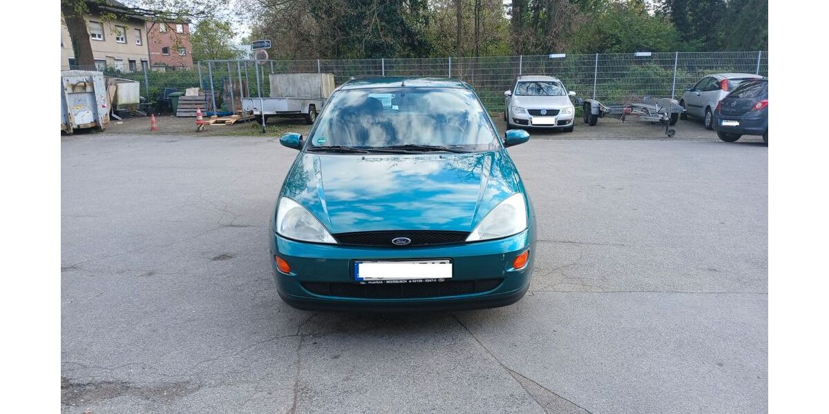 Ford Focus 142.000 km 1.390 &euro; Ratingen 40878