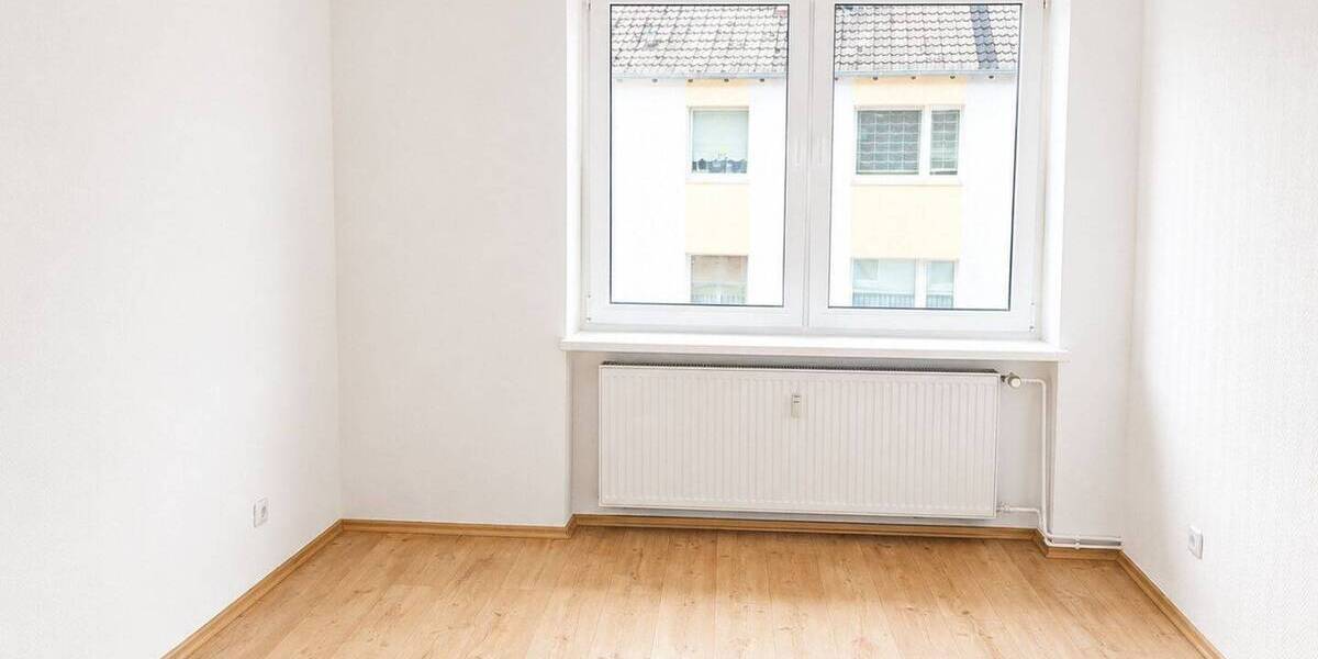 Etagenwohnung Remscheid Süd - 4 Zimmer, 95 m&sup2;, 700&euro; | Angebot:26927670
