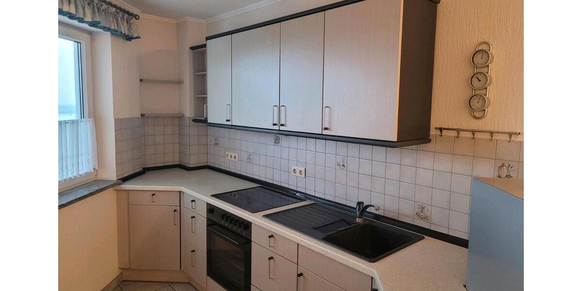 Helle, zentrale Eigentumswohnung mit Aufzug 2 zimmer