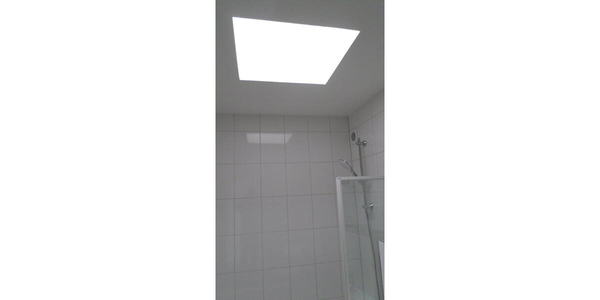 3 Zimmer 75 qm DG Wohnung mit 30 qm Dachterrasse KERNSANIERT 3 zimmer