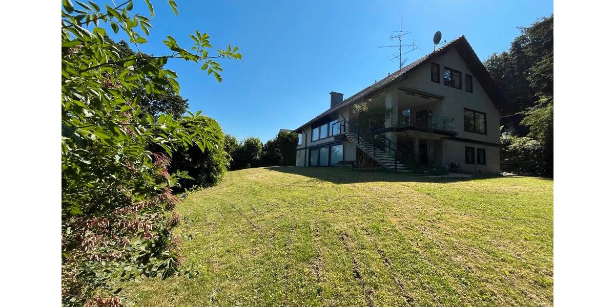 Einfamilienhaus Overath - 7 Zimmer, 350 m&sup2;, 1.300.000&euro; | Angebot:27217224