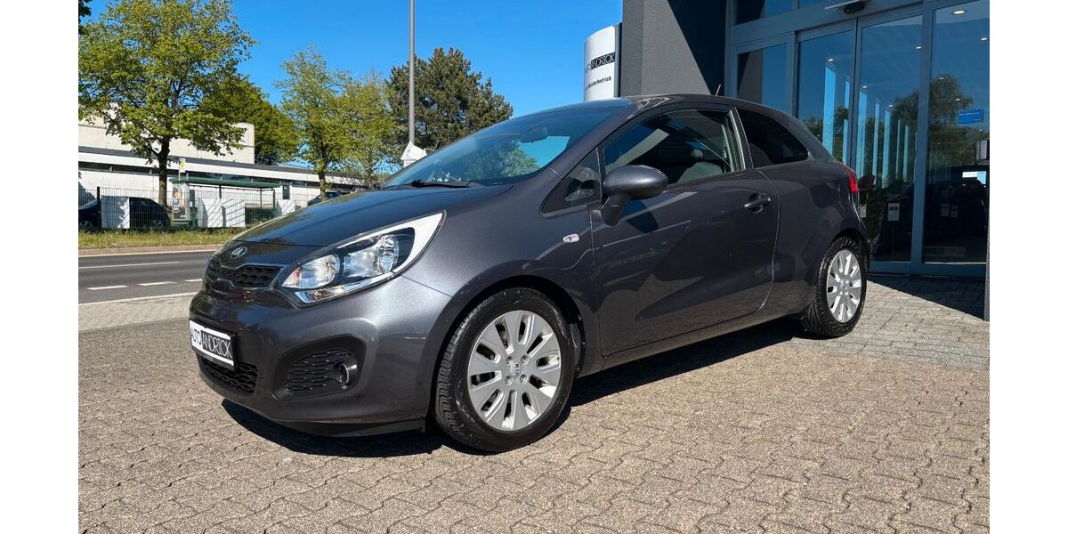 Kia Rio 52.550 km 7.490 &euro; Remscheid 42855