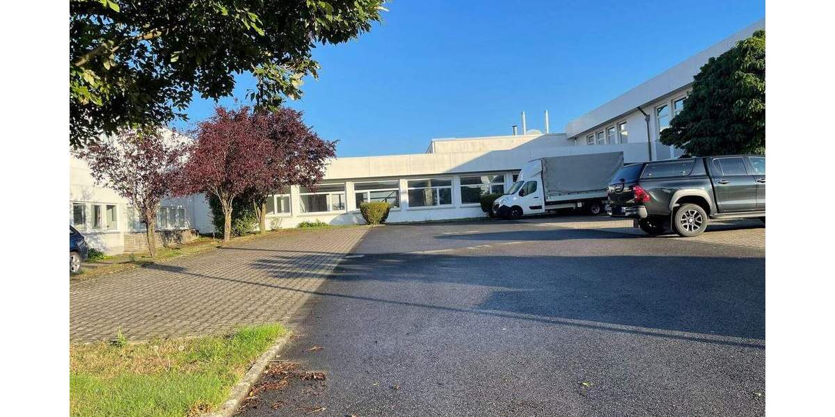 Helle und multifunktionale Gewerbefläche für LagerBüroAussstellung zimmer