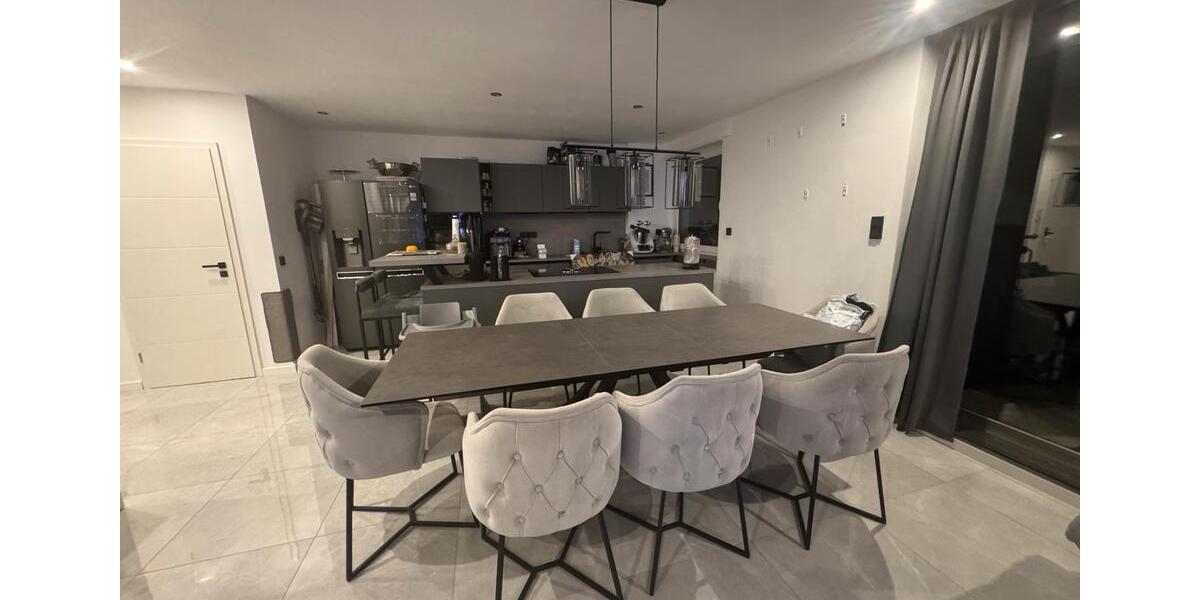 Moderne Kernsanierte 3 Zimmerwohnung 3 zimmer