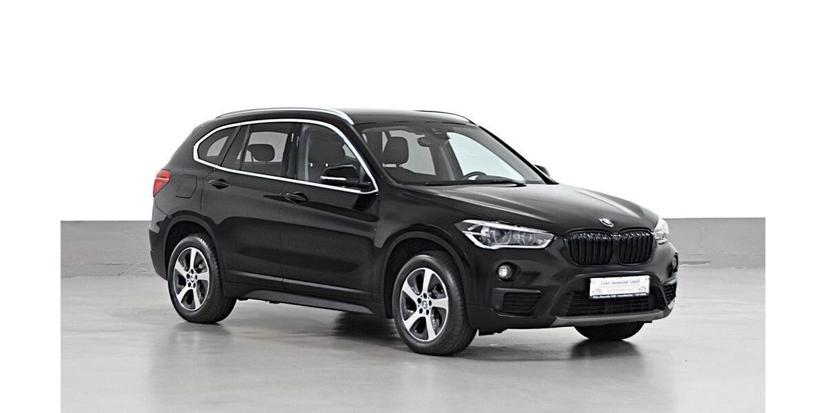 BMW X1 142.665 km 17.990 &euro; Düsseldorf 40597