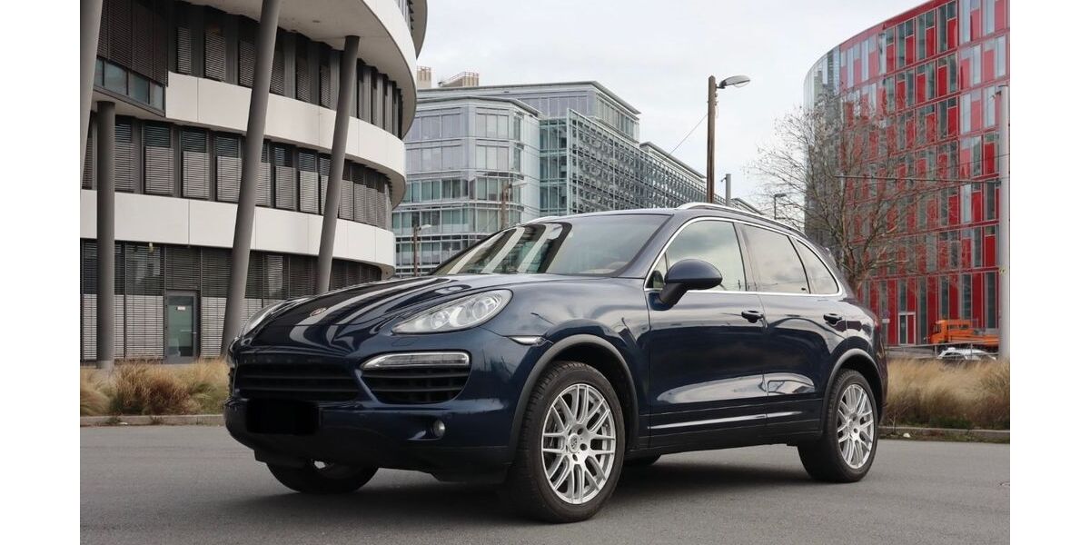 Porsche Cayenne 149.000 km 19.799 &euro; Düsseldorf 40221