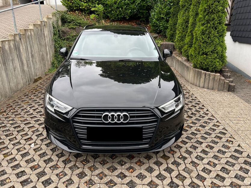 Audi A3 77.000 km 16.800 € Köln 51063