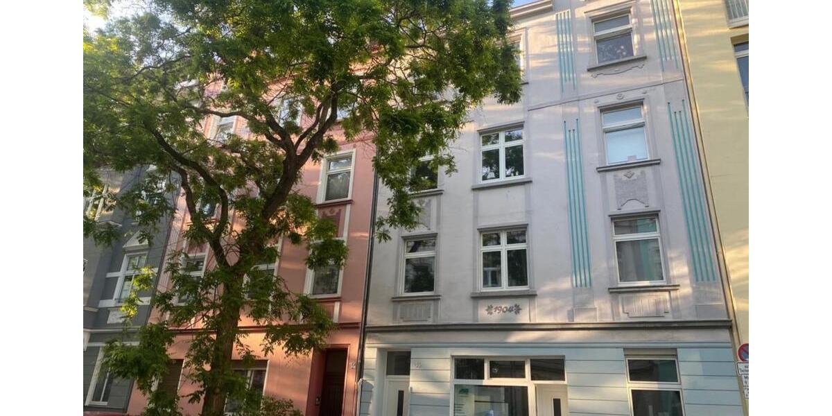 Helle 2,5 Zimmer DG Wohnung im Lorettoviertel | 65 qm 2.5 zimmer