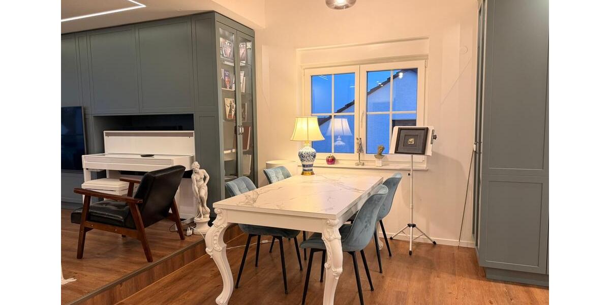 Exklusive, vollmöblierte Penthouse-Wohnung mit luxuriöser Ausstattung nahe Düsseldorf 3.5 zimmer