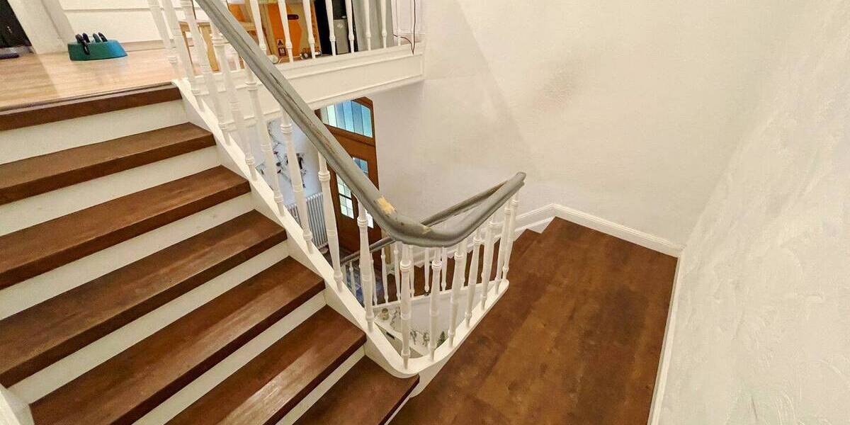 Einfamilienhaus Engelskirchen Ründeroth - 7 Zimmer, 159 m&sup2;, 325.000&euro; | Angebot:25738111