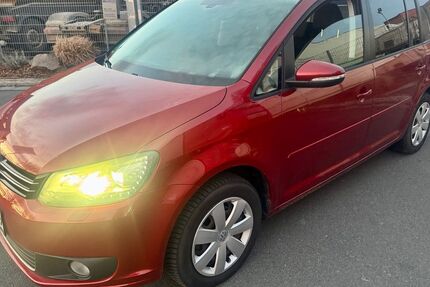 VW Touran 149.999 km 5.000 &euro; Dormagen 41540