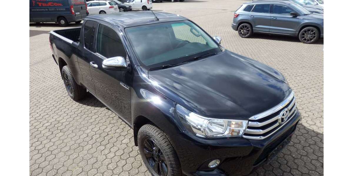 Toyota Hilux 102.100 km 35.700 &euro; Bergisch Gladbach 51469