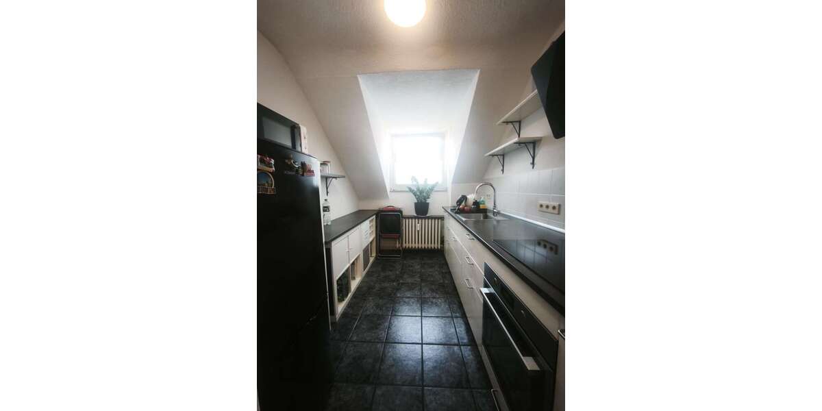 Etagenwohnung Düsseldorf Bilk - 3 Zimmer, 74 m&sup2;, 1.350&euro; | Angebot:26907301
