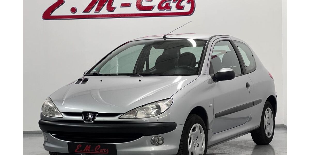 Peugeot 206 117.000 km 2.990 &euro; Wuppertal 42289