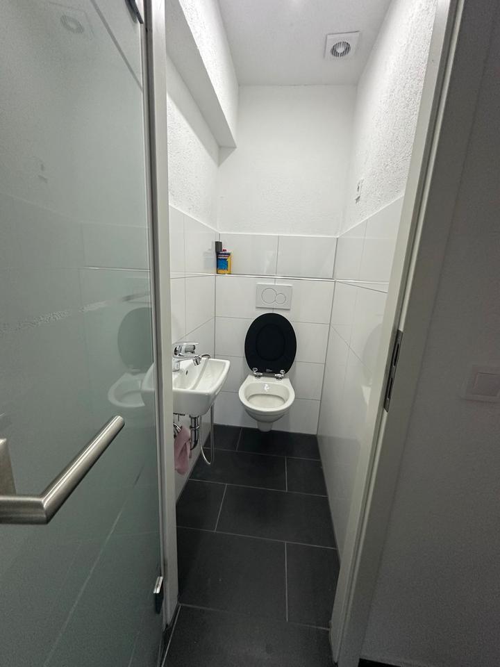 Wohnung – frisch renoviert & bezugsfrei