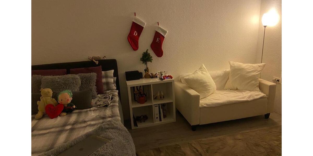 Erdgeschoßwohnung Solingen Mitte - 1 Zimmer, 28 m&sup2;, 380&euro; | Angebot:26403747