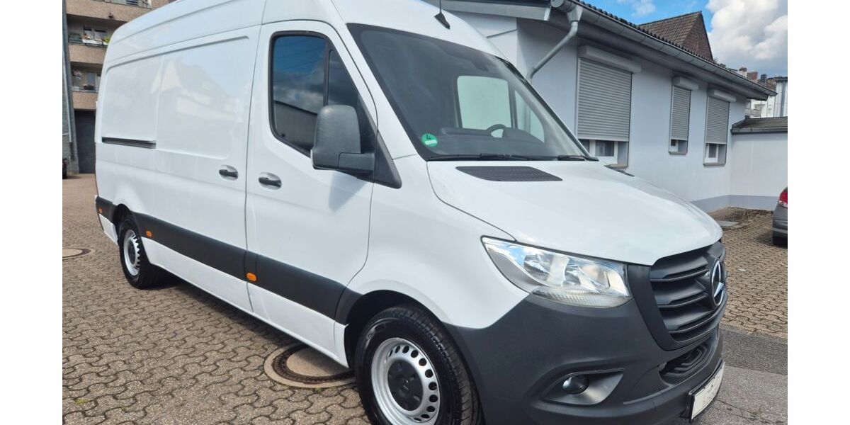 Mercedes-Benz Sprinter 177.000 km 20.850 &euro; Düsseldorf 40591