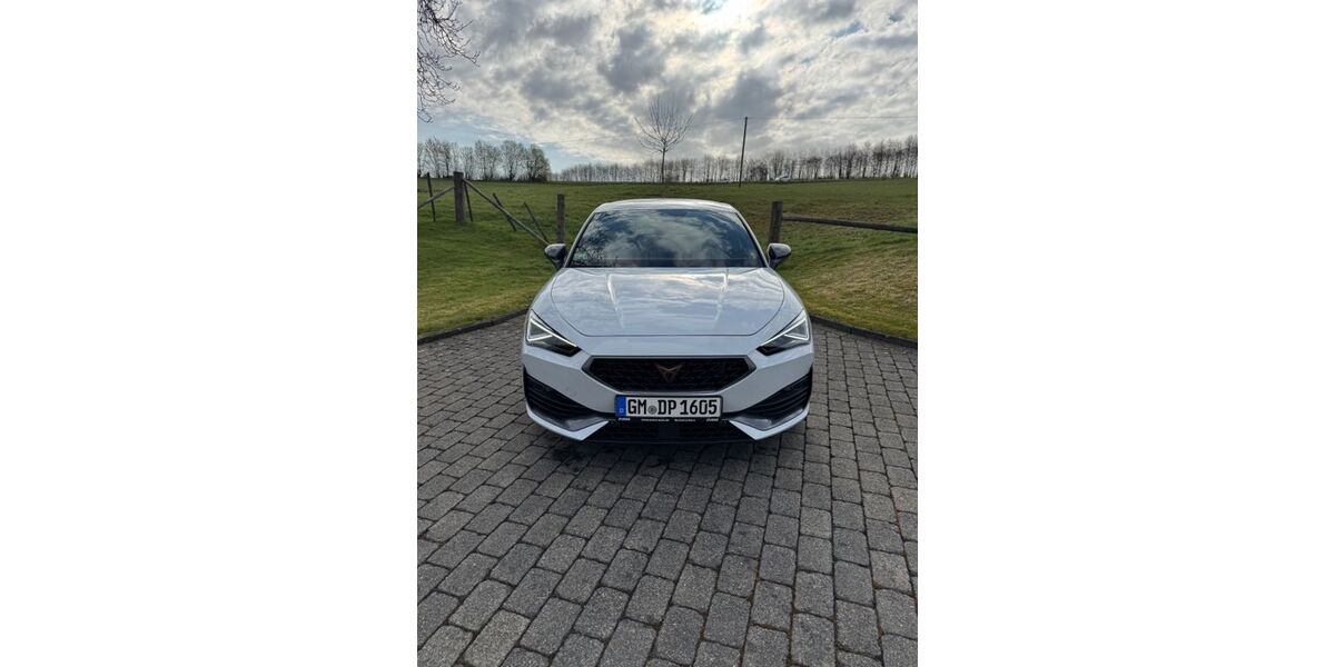 Cupra Leon 30.100 km 33.500 &euro; Lindlar 51789