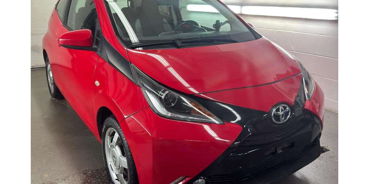 Toyota Aygo 113.449 km 6.450 &euro; Hückeswagen 42499