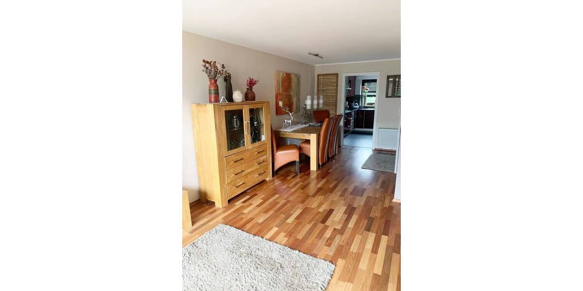 Reihenmittelhaus Langenfeld (Rheinland) Berghausen - 5 Zimmer, 142 m&sup2;, 600.000&euro; | Angebot:24031780