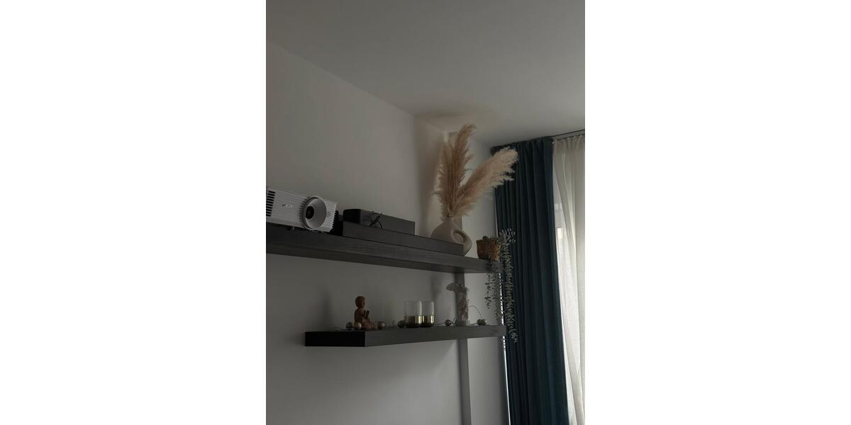 Frisch renovierte, möblierte Wohnung mit Balkon (Zwischenmiete) 2 zimmer