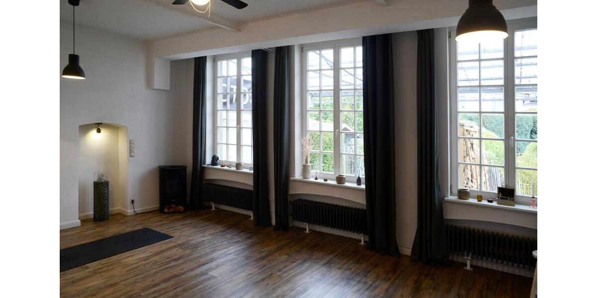 Backyard Loft 50qm exklusiv ruhig Wohlfühl Flair Studio Büro 247 zimmer