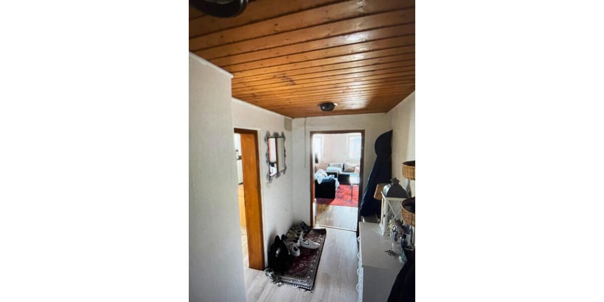 Mehrfamilienhaus, Wohnhaus Radevormwald - 6 Zimmer, 155 m&sup2;, 145.000&euro; | Angebot:26504735